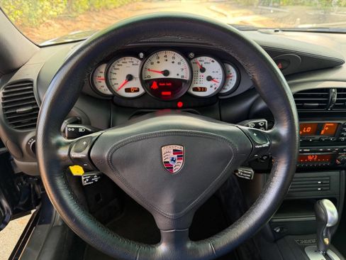 Used 2003 Porsche 911 Turbo AWD/4WD image 30