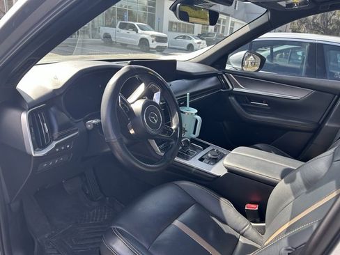 Used 2024 MAZDA CX-90 Plug-In Hybrid w/ Premium Plus image 8