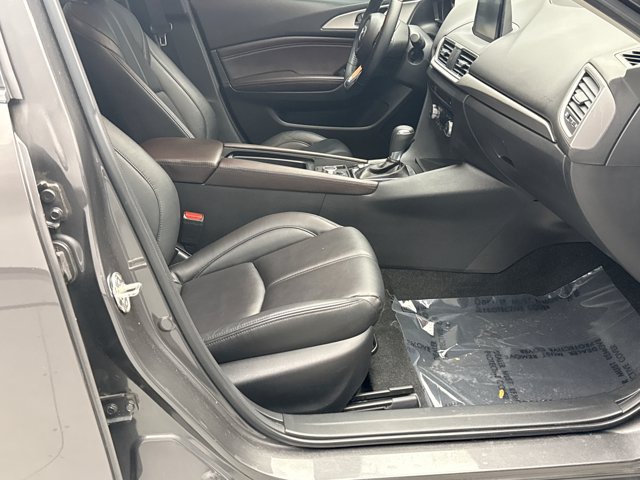 Used 2017 MAZDA MAZDA3 Touring FWD image 17