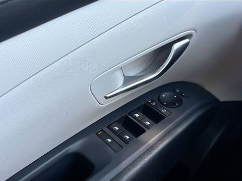 New 2026 Hyundai Tucson SEL image 17