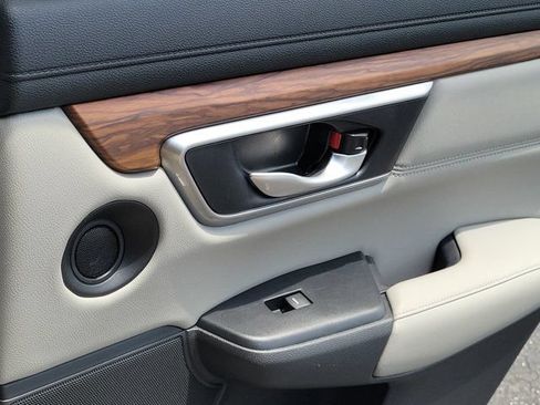 Used 2019 Honda CR-V EX-L image 7