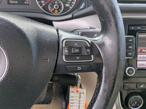 Used 2014 Volkswagen Passat 1.8T SE image 20