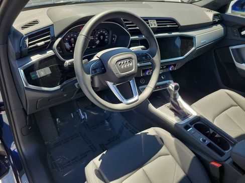 New 2025 Audi Q3 2.0T Premium image 2