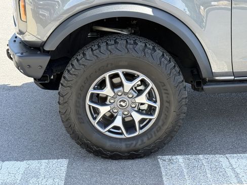 Used 2024 Ford Bronco Badlands AWD/4WD image 9
