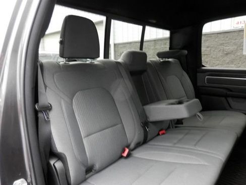 Used 2022 RAM 1500 Big Horn AWD/4WD image 35