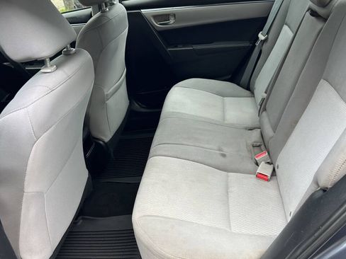 Used 2016 Toyota Corolla LE FWD image 14