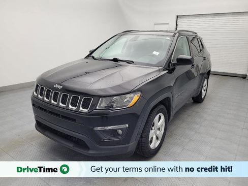 Used 2019 Jeep Compass Latitude w/ Safety & Security Group image 1