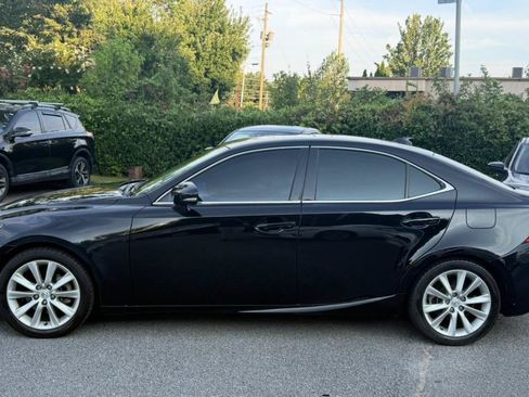 Used 2015 Lexus IS 250 RWD image 5