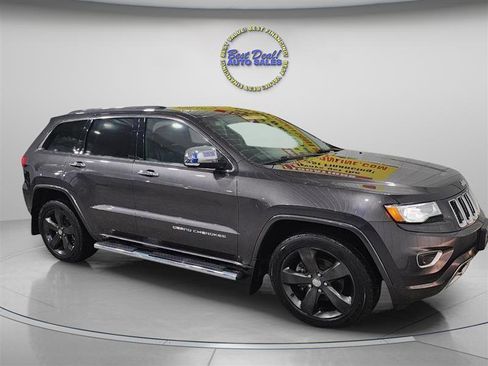 Used 2015 Jeep Grand Cherokee Overland w/ Advanced Technology Group AWD/4WD image 8