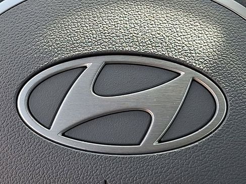 Certified 2026 Hyundai Elantra Sport FWD image 30