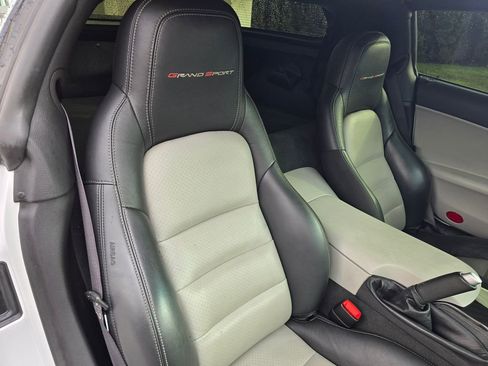 Used 2011 Chevrolet Corvette Grand Sport w/ Preferred Equipment Group image 52