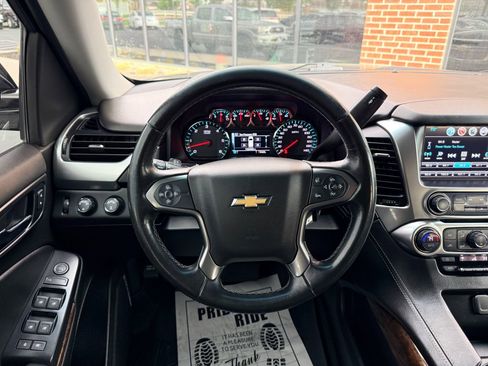 Used 2019 Chevrolet Tahoe LS AWD/4WD image 10