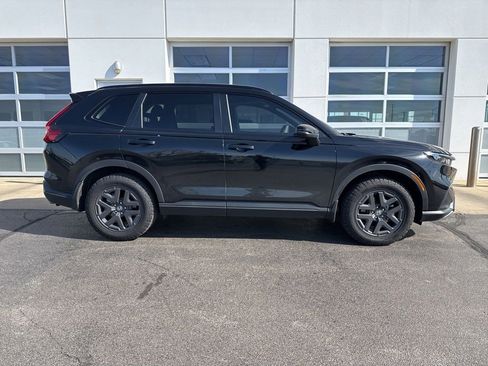 Used 2026 Honda CR-V TrailSport image 3