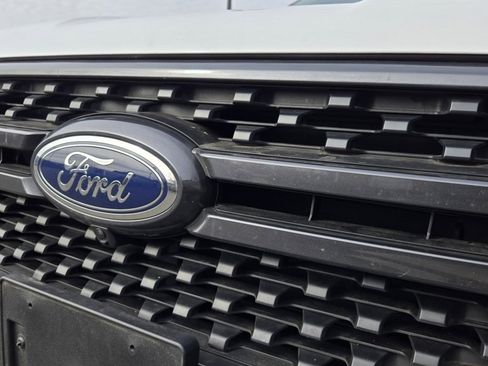 Used 2024 Ford Ranger Lariat w/ FX4 Off-Road Package image 7