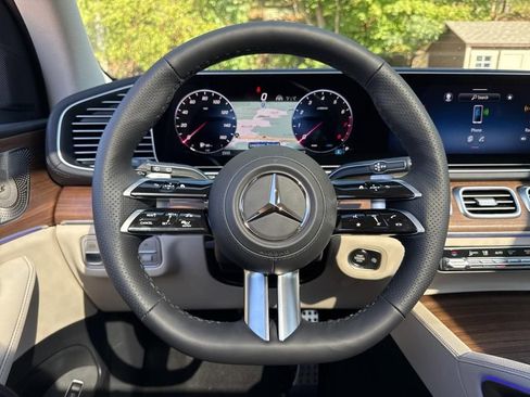 Used 2026 Mercedes-Benz GLS 450 4MATIC image 20