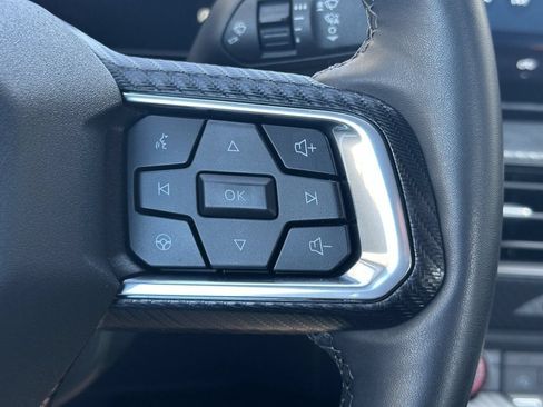 Used 2025 Ford Mustang Coupe RWD image 30