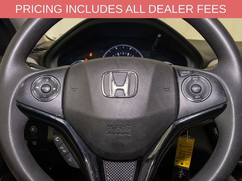 Used 2020 Honda HR-V LX image 16