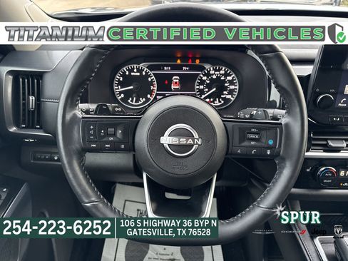 Used 2024 Nissan Pathfinder SL w/ SL Premium Package image 21