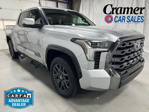 Used 2025 Toyota Tundra Platinum AWD/4WD image 1