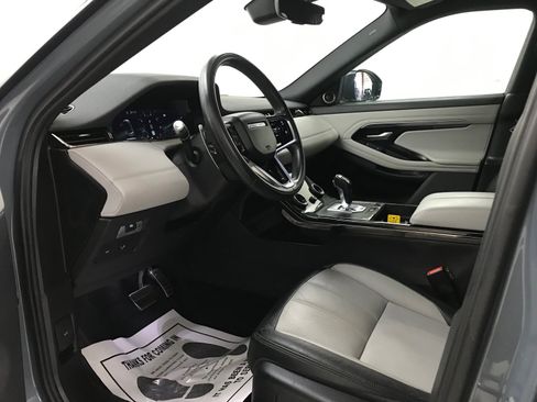 Used 2022 Land Rover Range Rover Evoque R-Dynamic SE AWD/4WD image 9