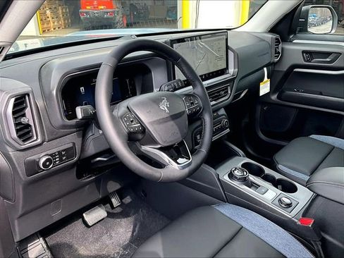 New 2026 Ford Bronco Sport Outer Banks image 7