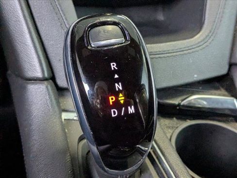 Used 2020 Cadillac XT6 Premium Luxury image 12