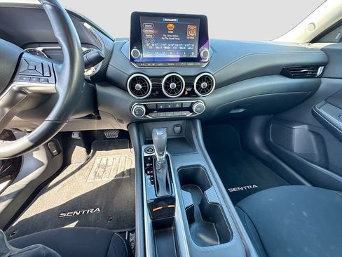 Used 2022 Nissan Sentra SV w/ Trunk Package image 31