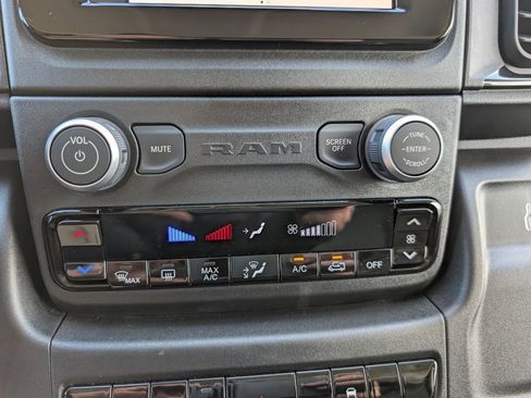 New 2026 RAM ProMaster 2500 w/ Convenience Group image 26