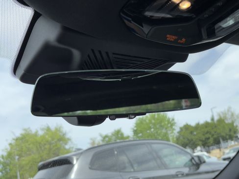 Used 2026 BMW 530i w/ Premium Package image 27