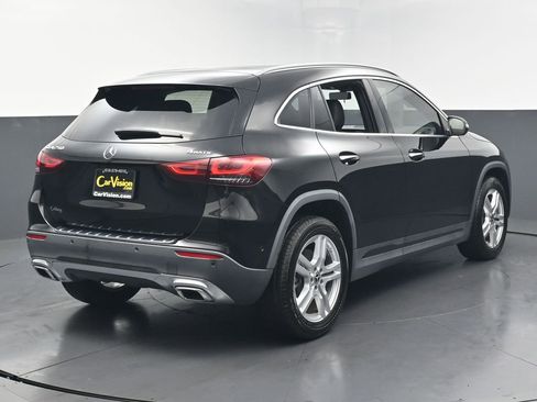 Used 2022 Mercedes-Benz GLA 250 4MATIC w/ Premium Package image 4