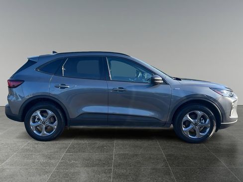 Used 2025 Ford Escape ST-Line AWD/4WD image 9