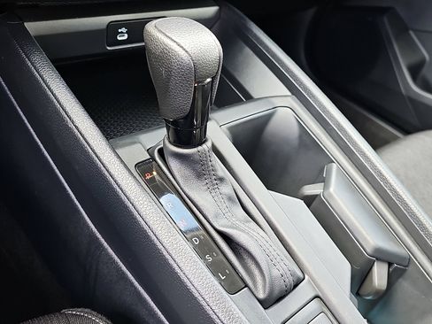 Used 2025 Honda Accord SE image 16