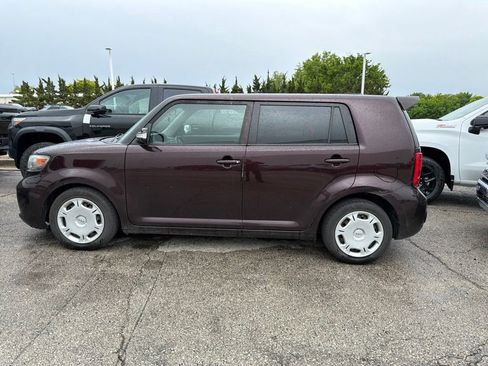 Used 2008 Scion xB FWD image 3