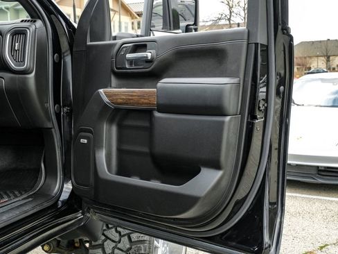 Used 2023 Chevrolet Silverado 3500 High Country w/ Z71 Off-Road Package image 56