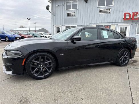 Used 2019 Dodge Charger R/T w/ Driver Confidence Group image 2
