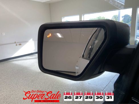 Used 2022 Ford F150 XLT w/ Equipment Group 302A High image 43