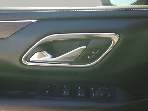 Used 2023 Chevrolet Tahoe Z71 w/ Luxury Package image 27