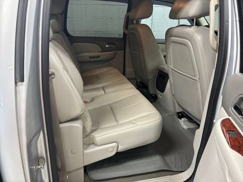 Used 2014 Chevrolet Silverado 2500 LTZ w/ LTZ Plus Package AWD/4WD image 9