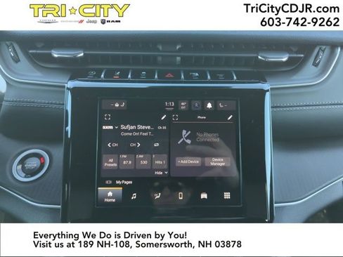 New 2025 Jeep Grand Cherokee Altitude image 16