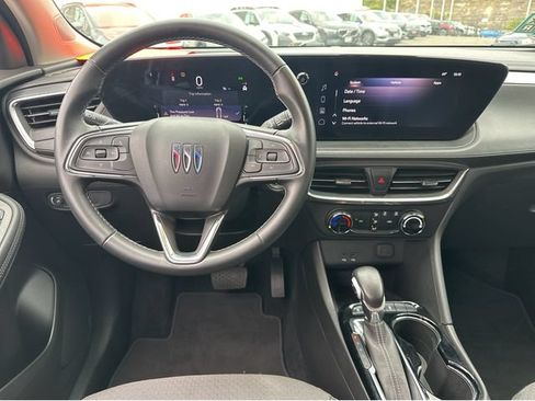 Used 2024 Buick Encore GX Preferred FWD image 27