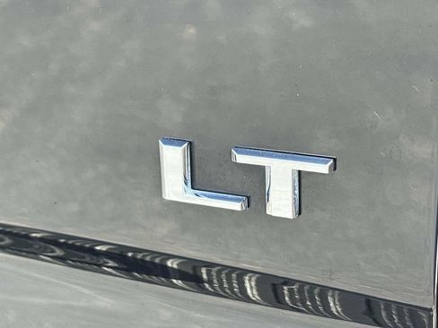 Used 2021 Chevrolet Silverado 1500 LT w/ Bed Protection Package AWD/4WD image 12
