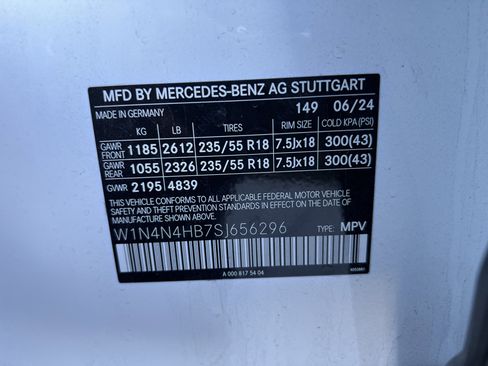Certified 2025 Mercedes-Benz GLA 250 4MATIC image 31