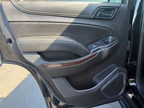 Used 2019 GMC Yukon SLT w/ Open Road Package image 24