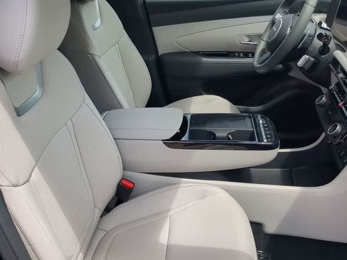 New 2026 Hyundai Tucson Limited image 24