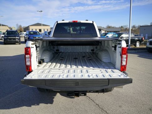 Used 2022 Ford F250 Lariat w/ Chrome Package image 7