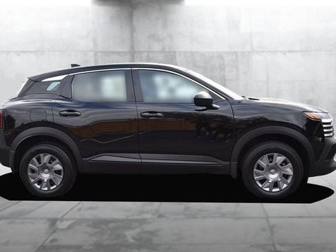 New 2026 Nissan Kicks S image 5