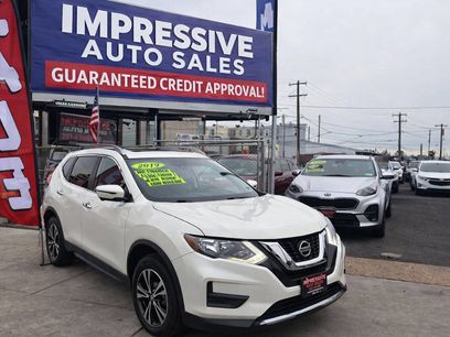 Used 2019 Nissan Rogue SV w/ Sun & Sound Touring Package