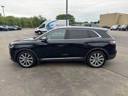 Used 2019 Lincoln Nautilus Select AWD/4WD image 6
