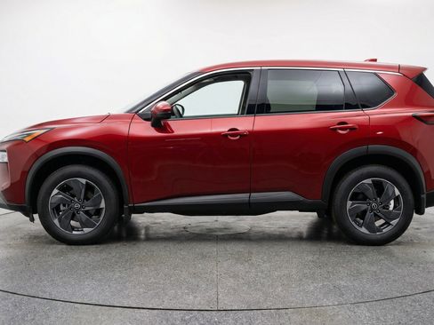 Used 2025 Nissan Rogue SV AWD/4WD image 5