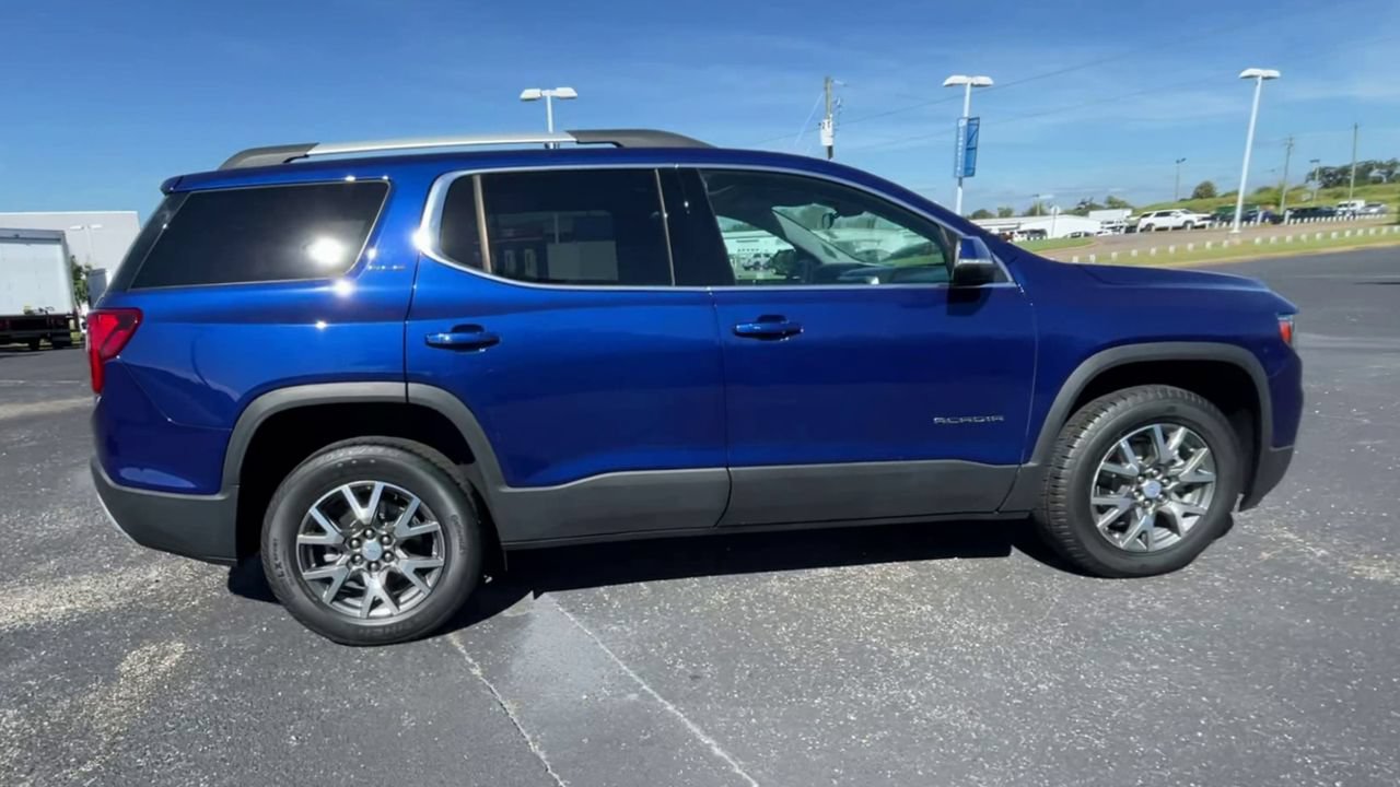 Used 2023 GMC Acadia SLE w/ Driver Convenience Package AWD/4WD image 9